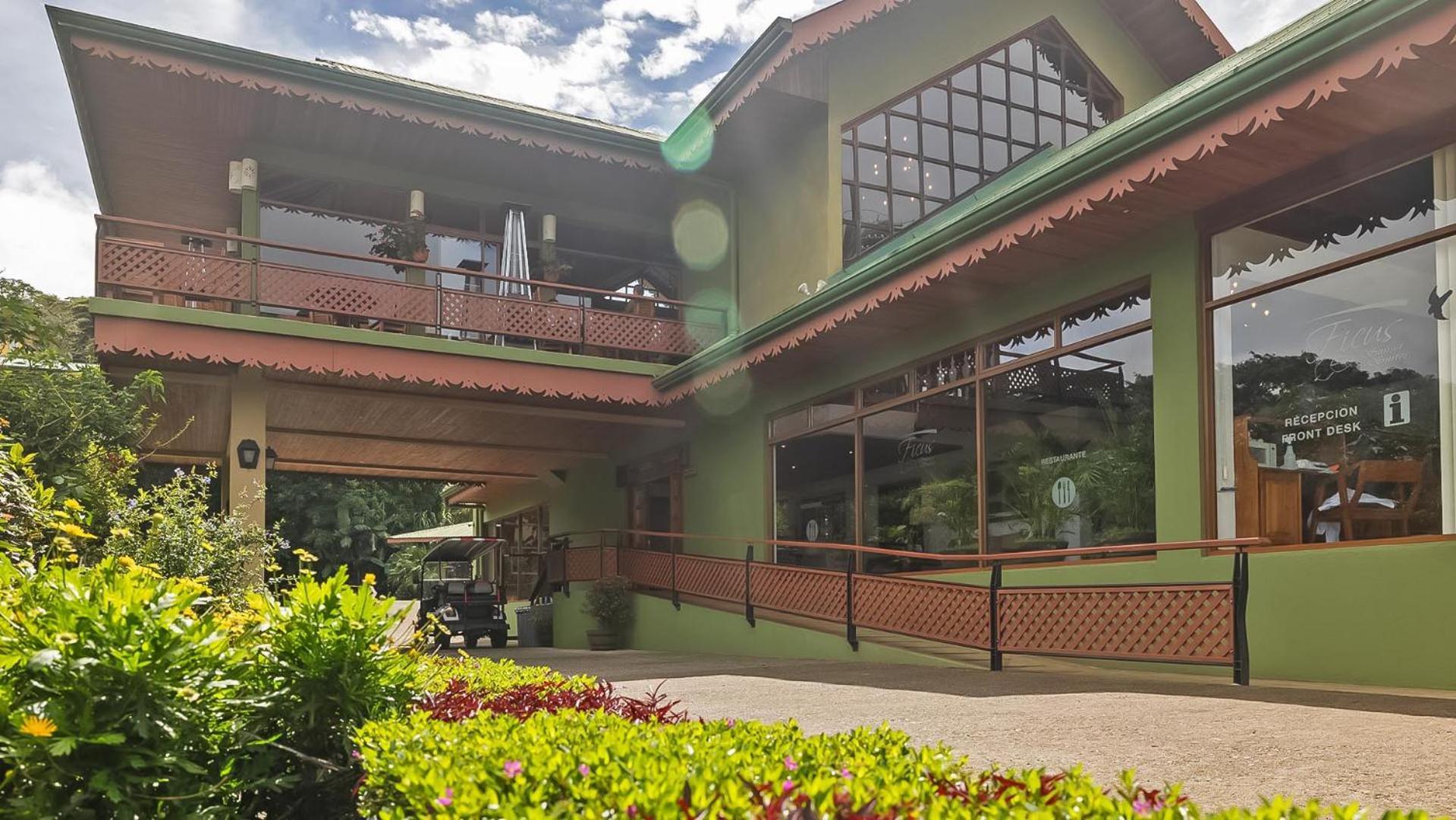 Ficus Sunset Suites Monteverde Exterior photo