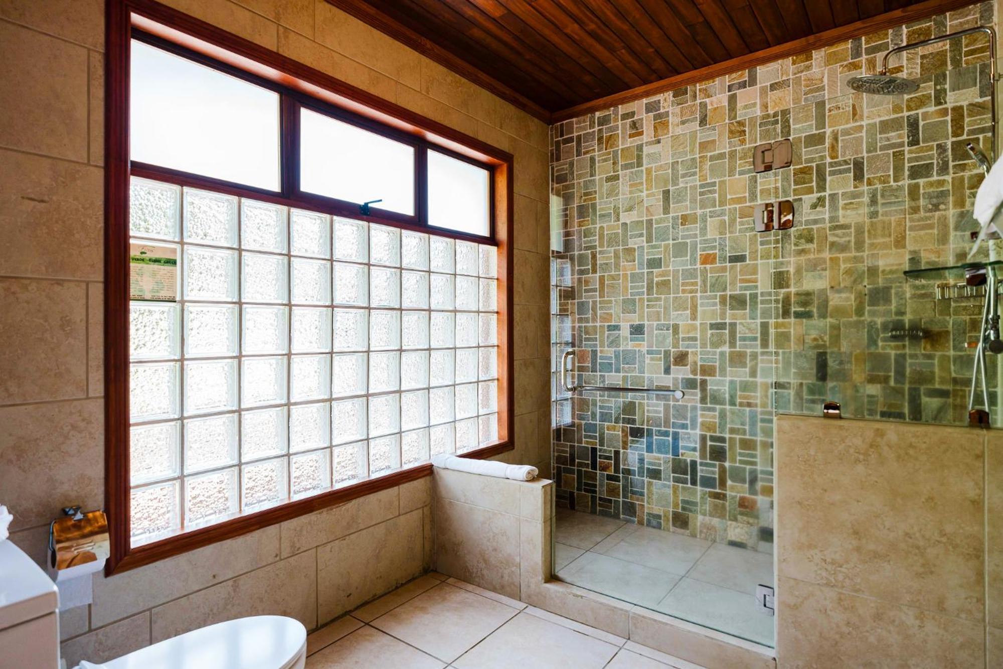 Ficus Sunset Suites Monteverde Exterior photo